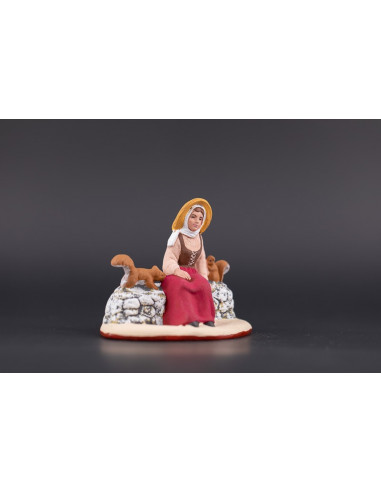 Santon Femme assise aux écureuils. Collection 7cm. Nouveauté 2021